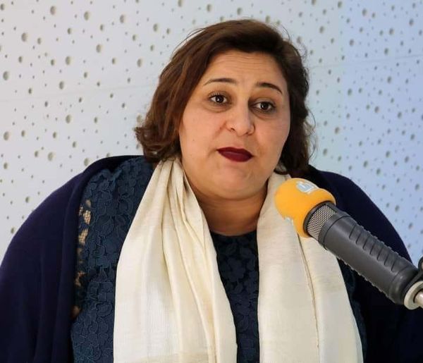 إيقاف الكاتبة العامة لجمعية النساء الديمقراطيات